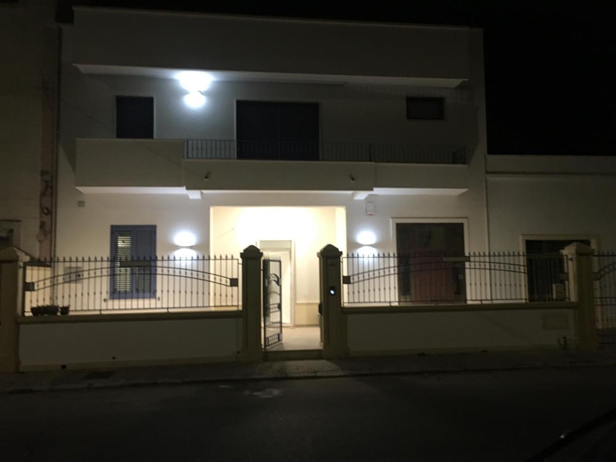 Madigans Rooms Bed&Breakfast Lecce Exteriör bild