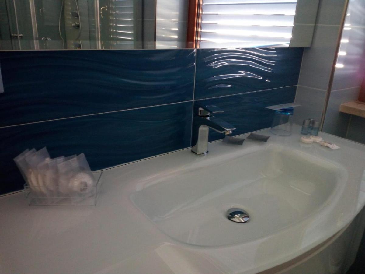 Madigans Rooms Bed&Breakfast Lecce Exteriör bild